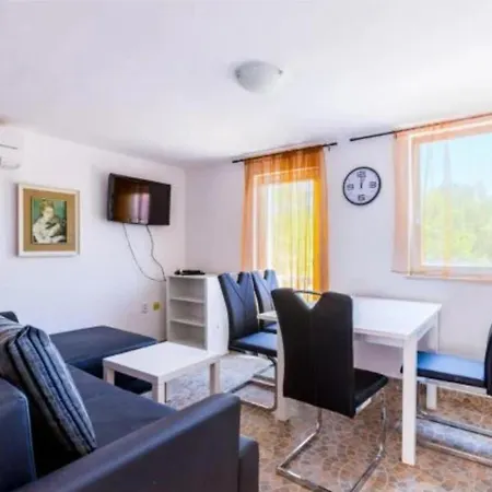 Apartman Elisabeth Medulin