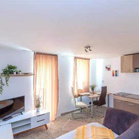 Elisabeth Apartman Medulin