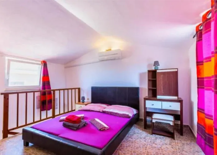 Elisabeth Apartment