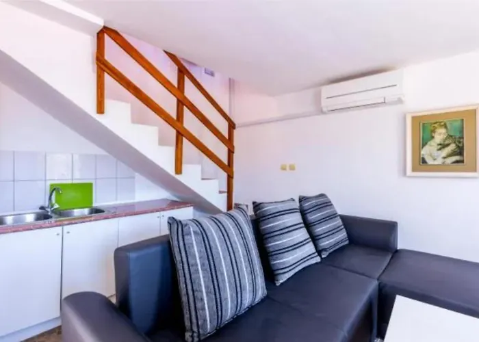 Elisabeth Apartment