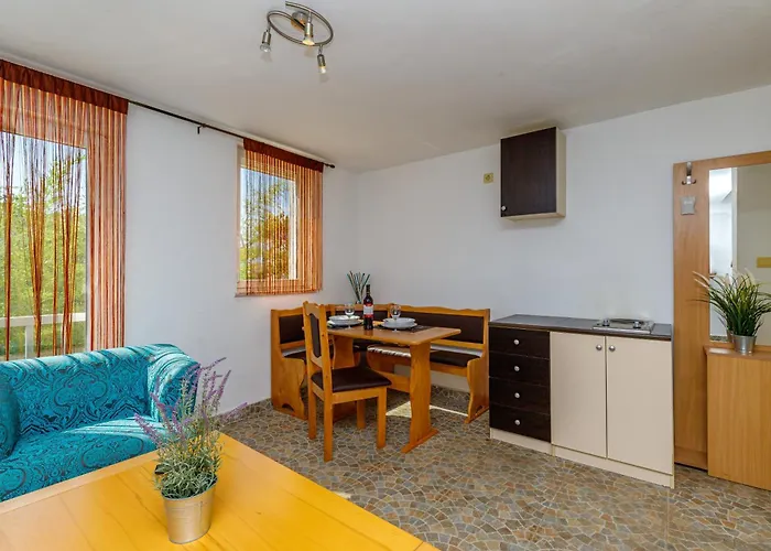Elisabeth Apartment *