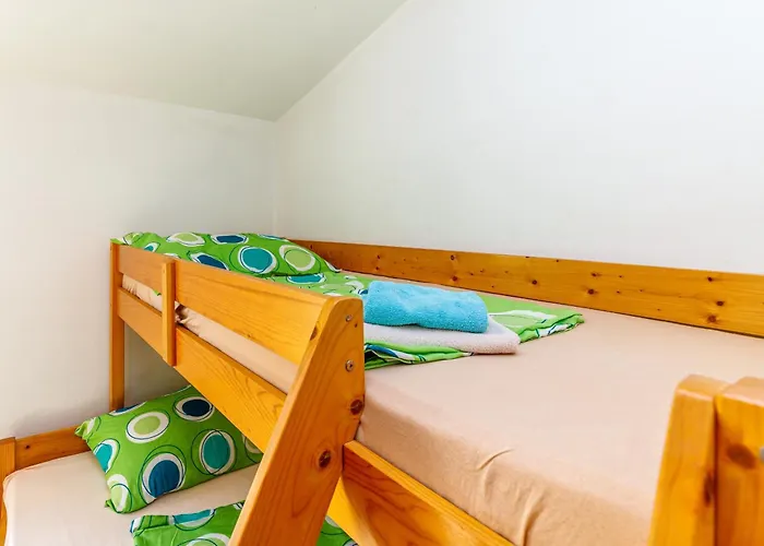 Elisabeth Apartment *