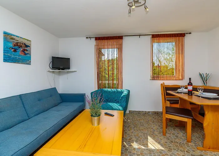 Elisabeth Apartment *